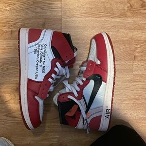 air Jordan 1 off white “Chicago” UA